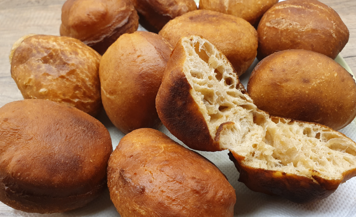 Αυθεντική συνταγή για Ιταλικά donuts Bomboloni με κρέμα βανίλιας