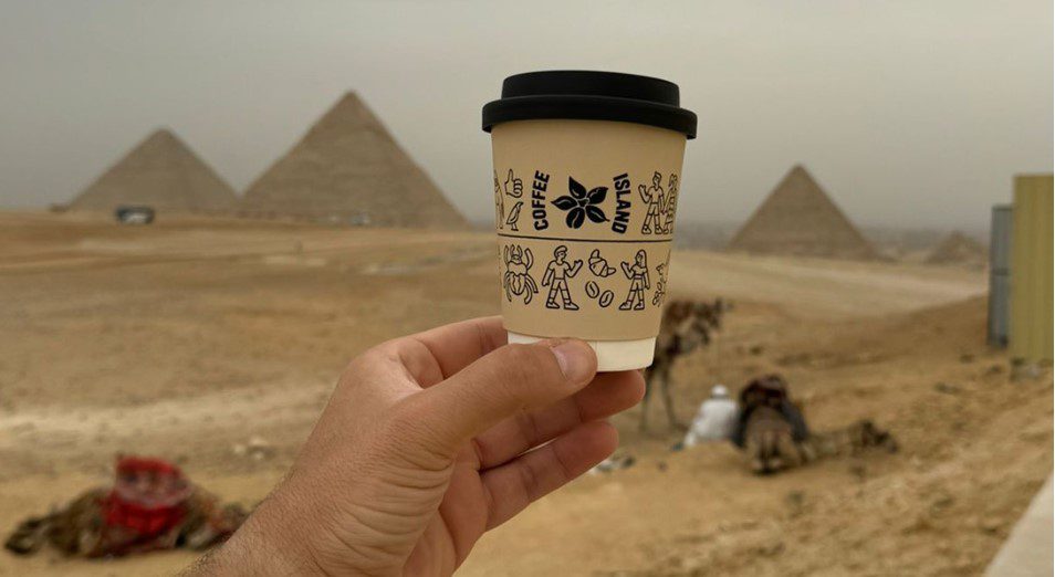  Coffee Island: Από το πρώτο κατάστημα στην Πάτρα στις Πυραμίδες της Γκίζας