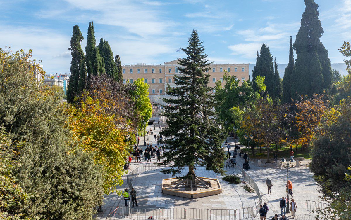 Την Πέμπτη η φωταγώγηση του Χριστουγεννιάτικου δέντρου στην Αθήνα